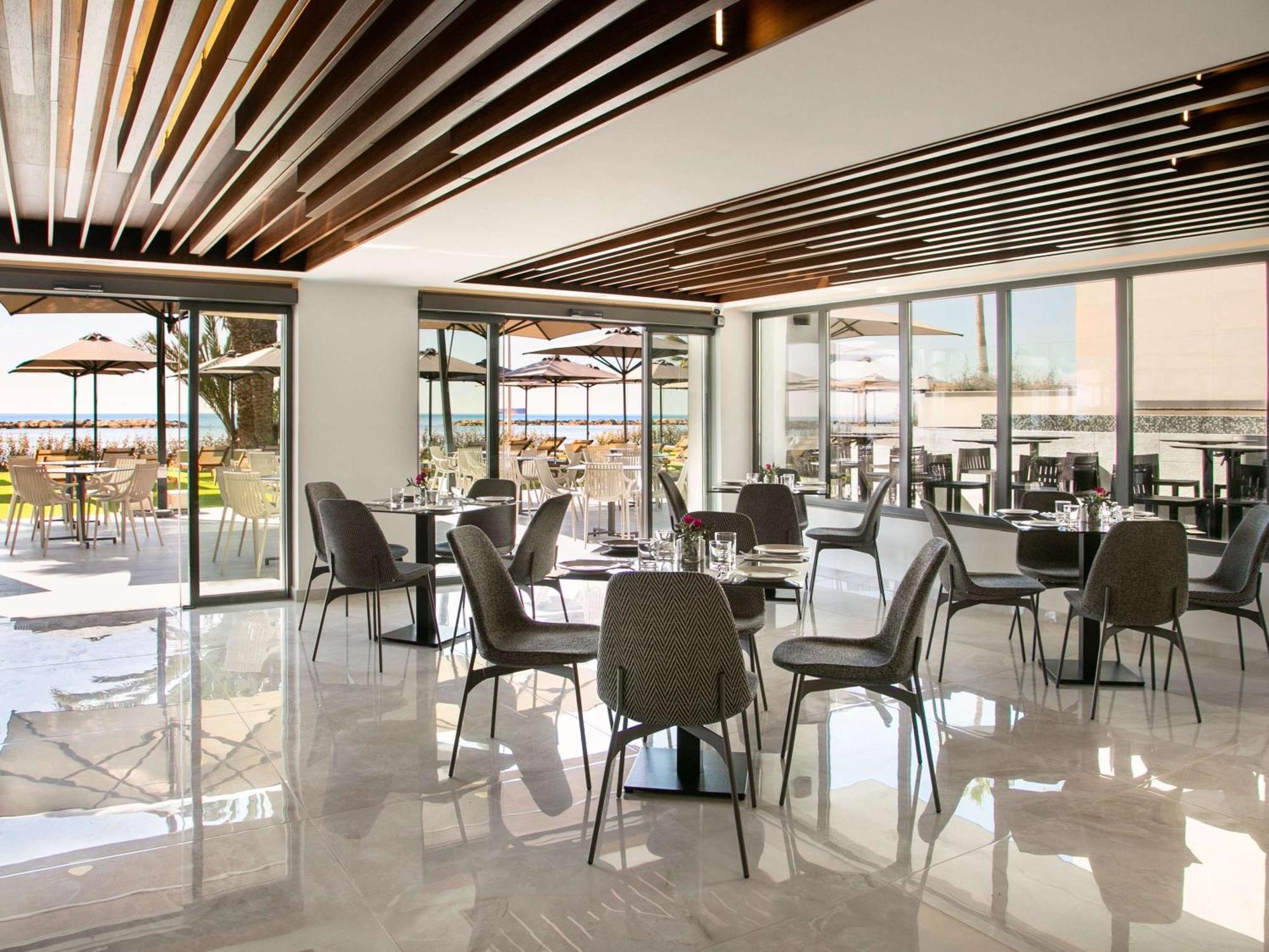 Mercure Larnaca Beach Resort Luaran gambar